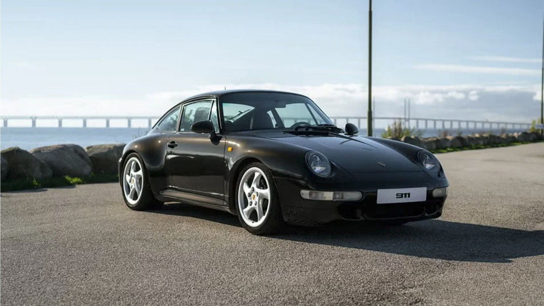 Datenkarte Mercedes-Benz y Kardex Porsche con documentación de origen de auto clásico europeo