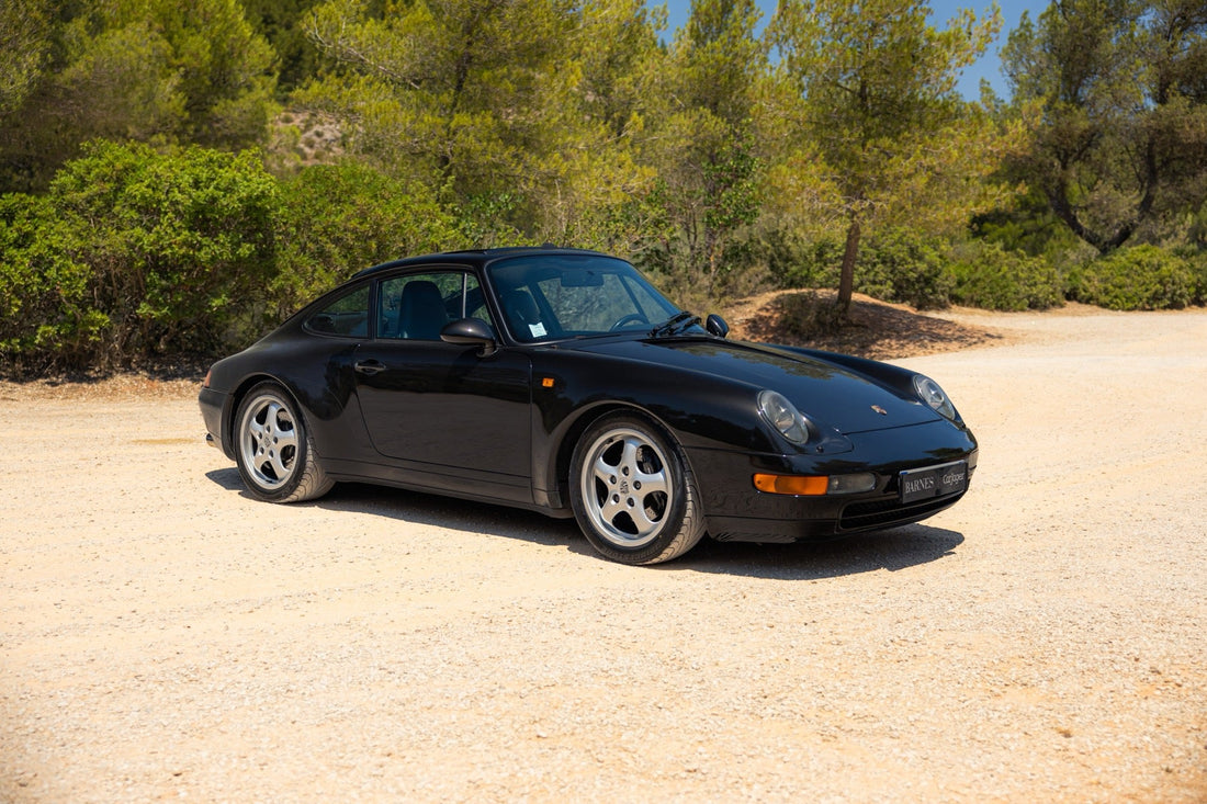 Clásicos europeos de los 90 en showroom EuroClassic Import CDMX, mostrando apreciación y potencial de inversión
