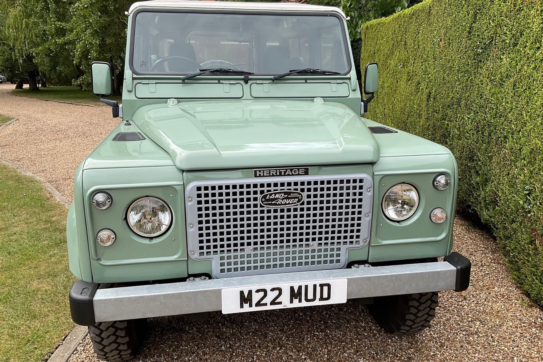 Land Rover Defender 90 300 Tdi Heritage Tribute 1995 en verde - foto 3