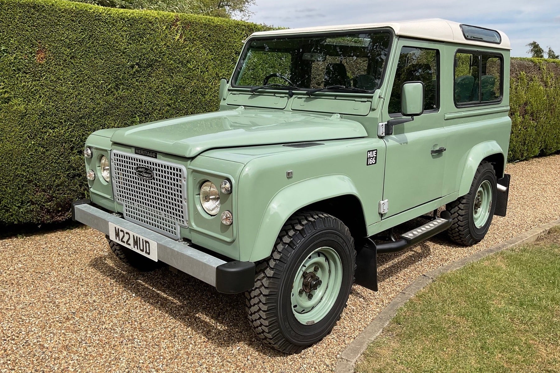 Land Rover Defender 90 300 Tdi Heritage Tribute 1995 en verde - foto 7
