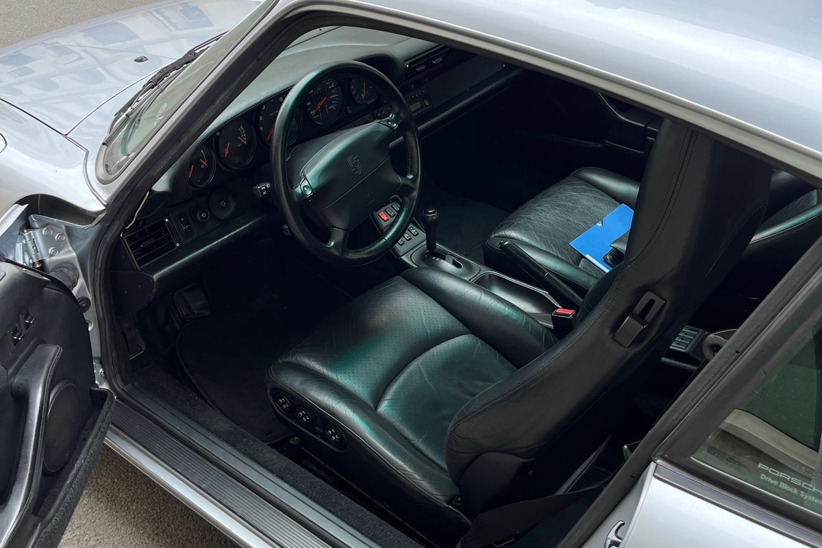Porsche 993 Carrera 2 Tiptronic 1996 — Polar Silver