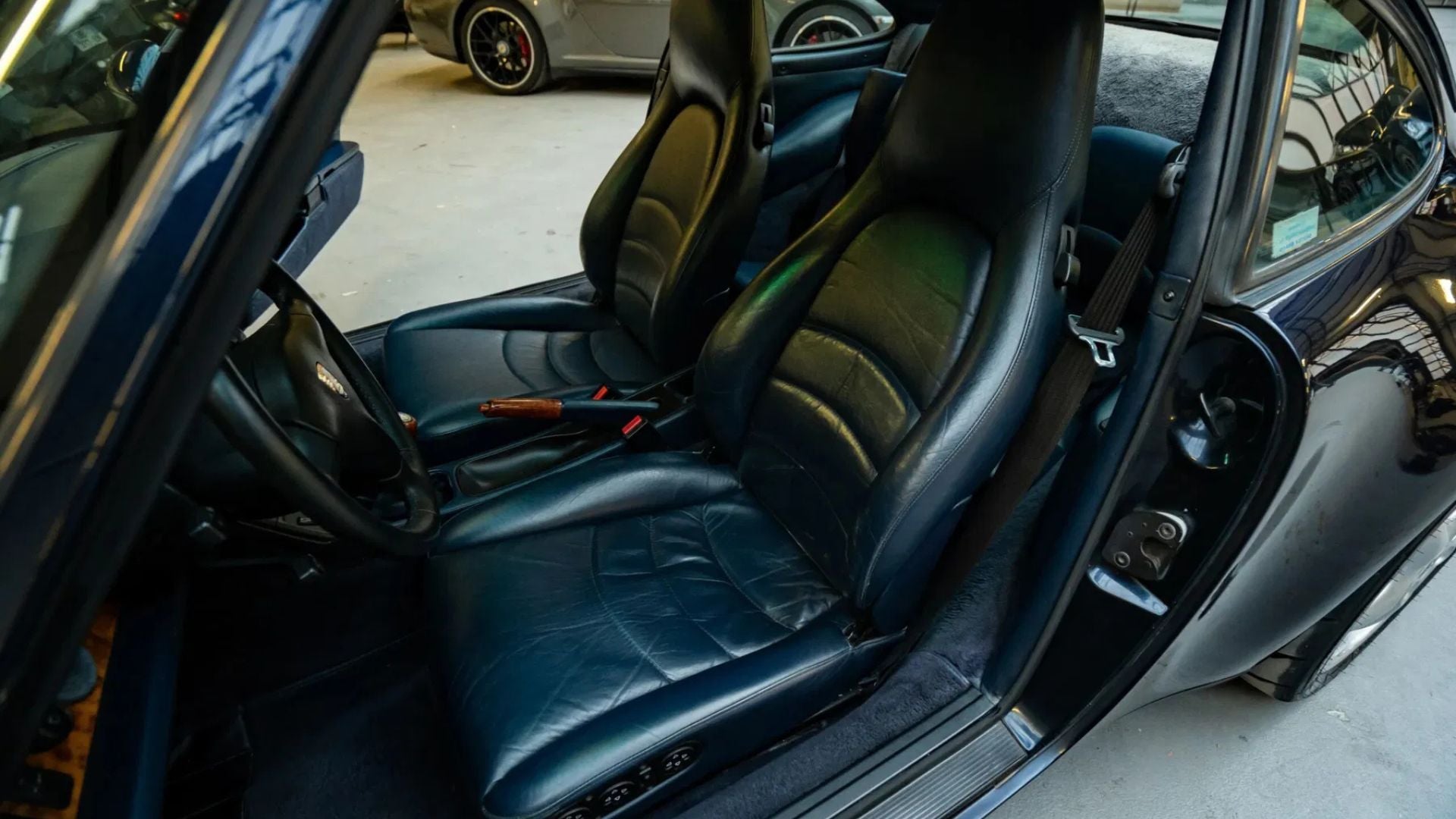 Porsche 911 (993) Carrera 2