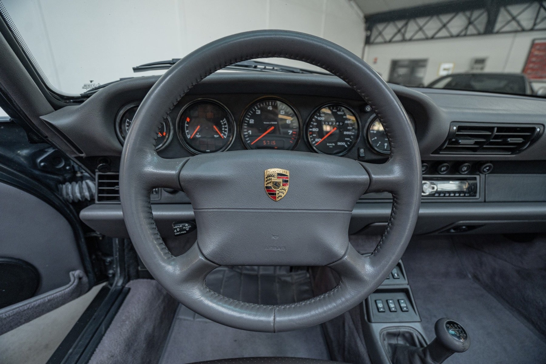Porsche 993 Carrera 2 Aventurine Green 1993