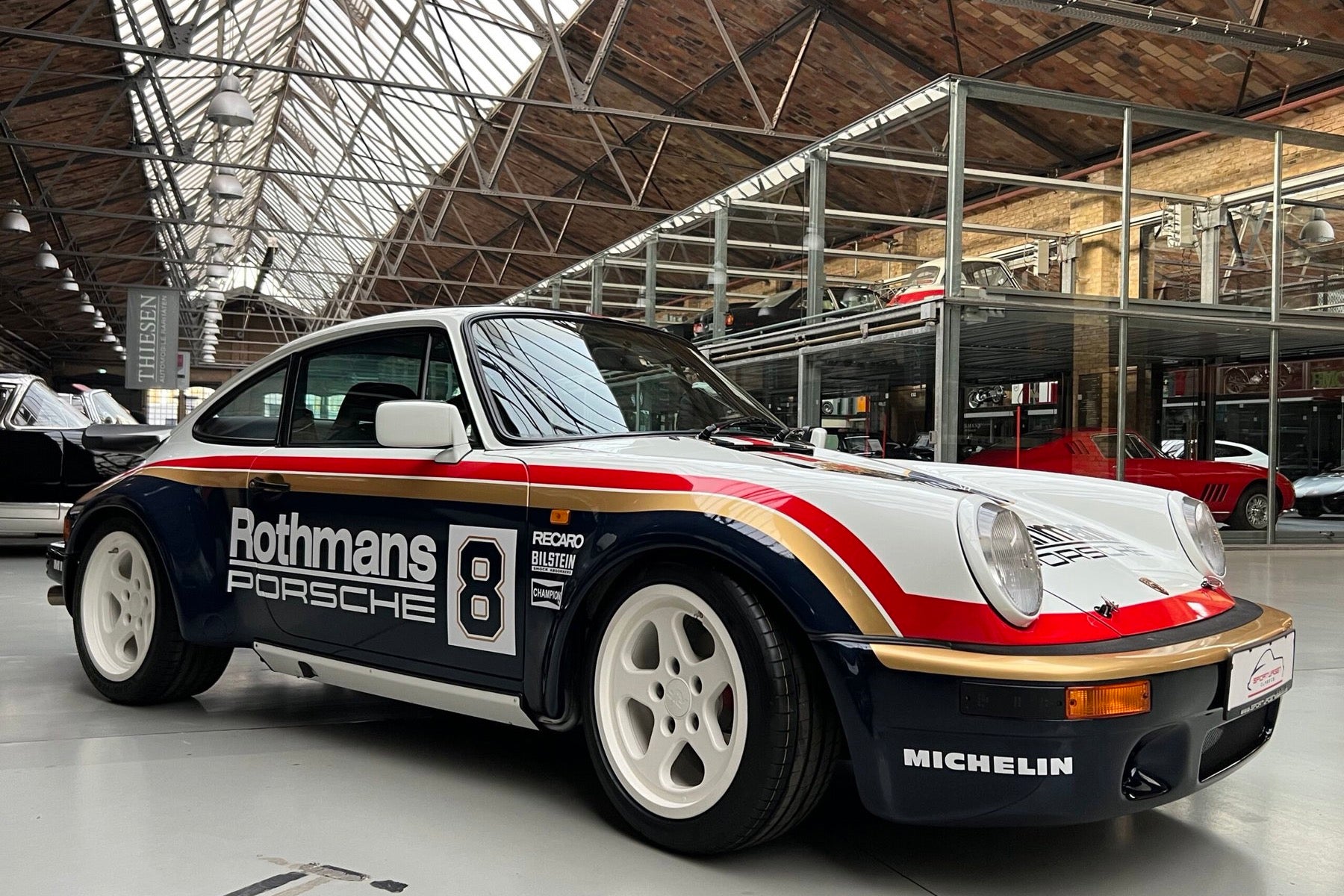 Porsche 911 Carrera 3.2 RUF Turbo-Look 1986 (librea Rothmans) - foto 11