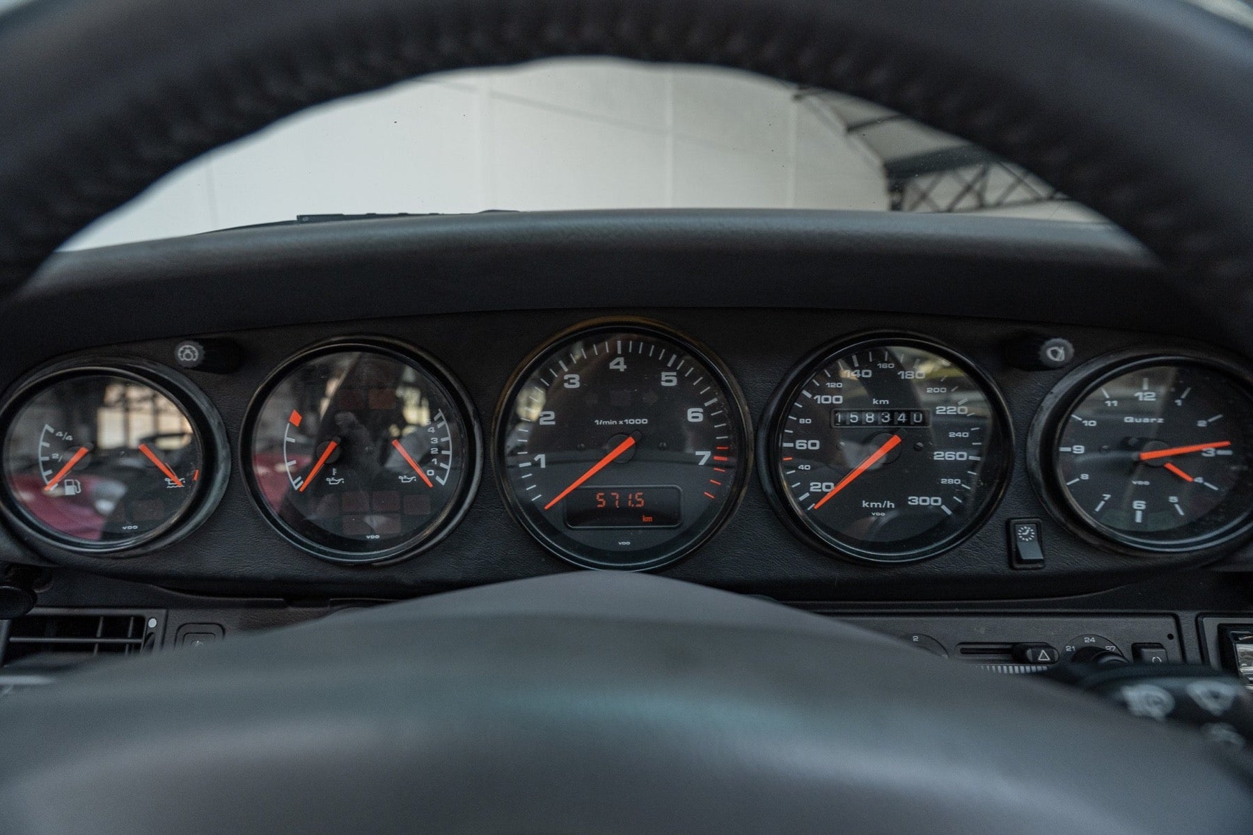 Porsche 993 Carrera 2 Aventurine Green 1993
