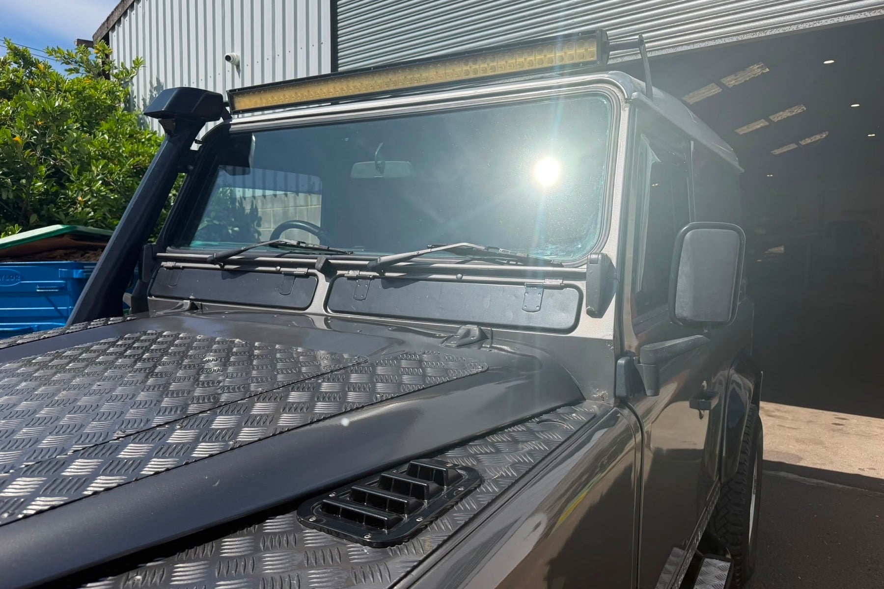 Land Rover Defender 90 2.5 Gasolina 1992 en gris - foto 13