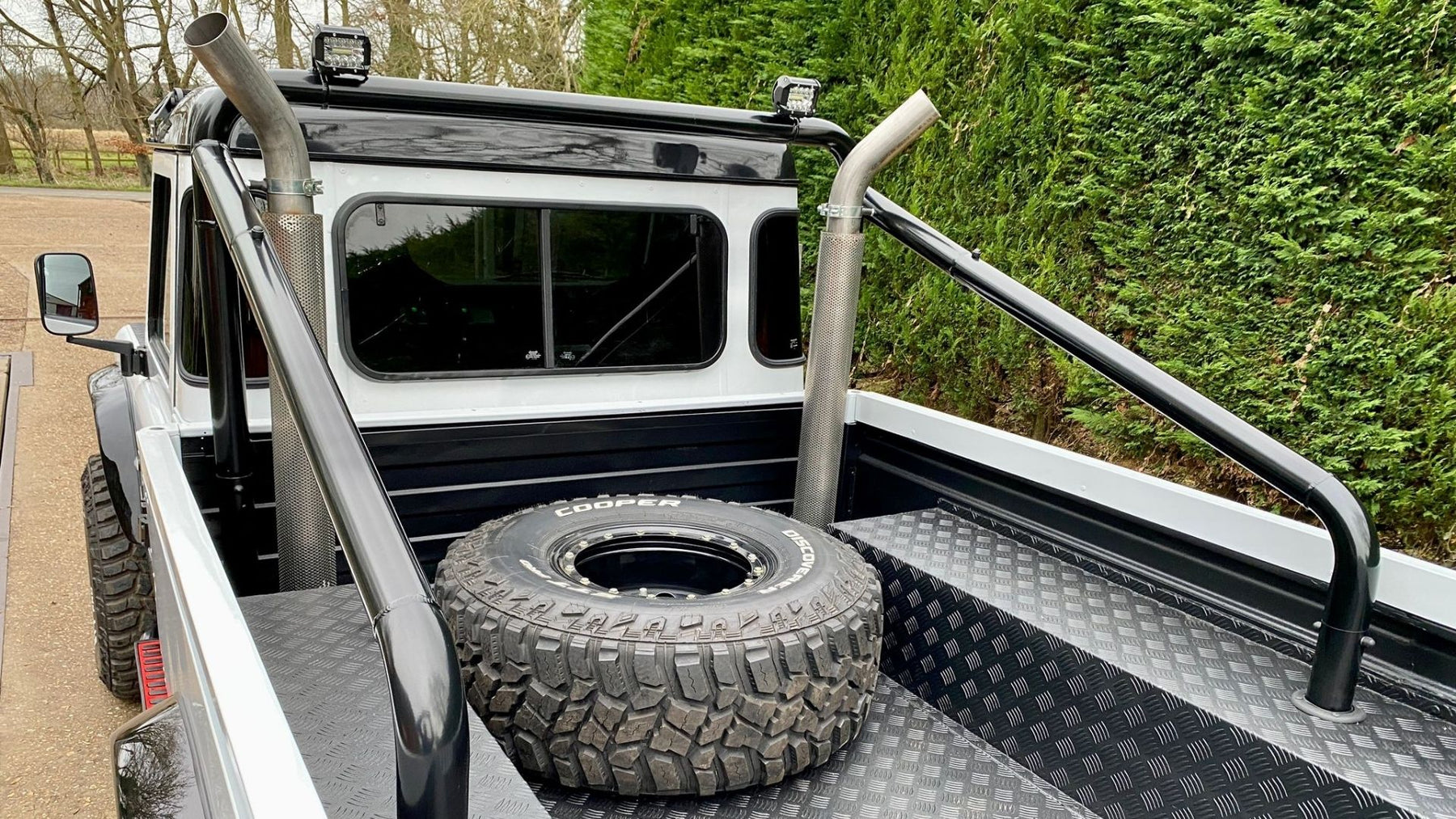 Land Rover Defender 6X6 V8 1986 — foto 14