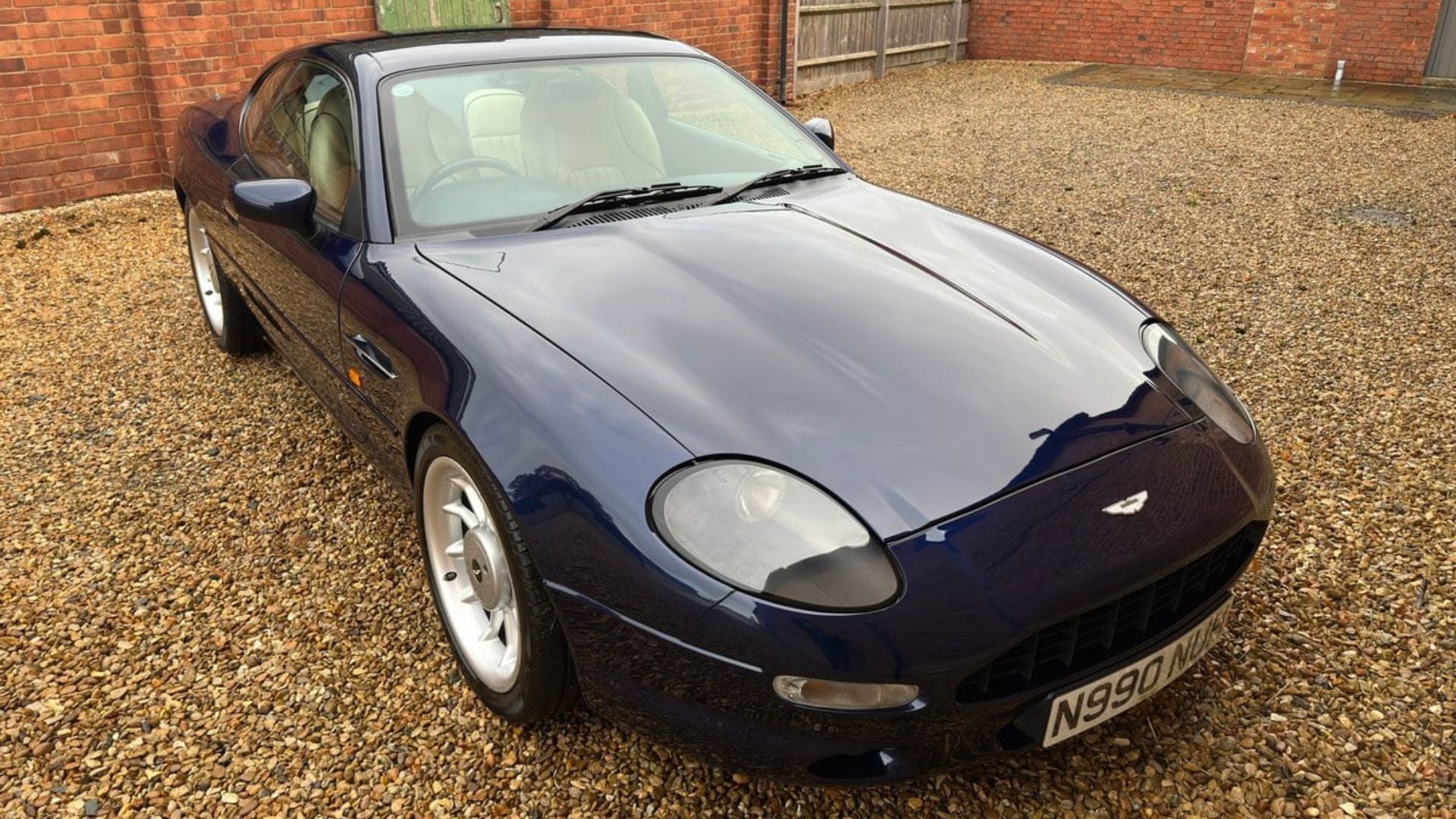 Aston Martin DB7 1995