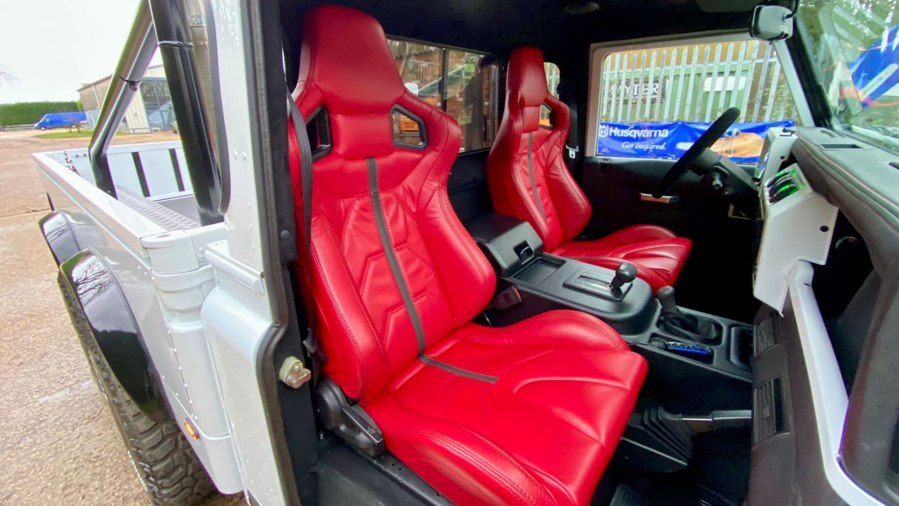 Land Rover Defender 6X6 V8 1986 — foto 10