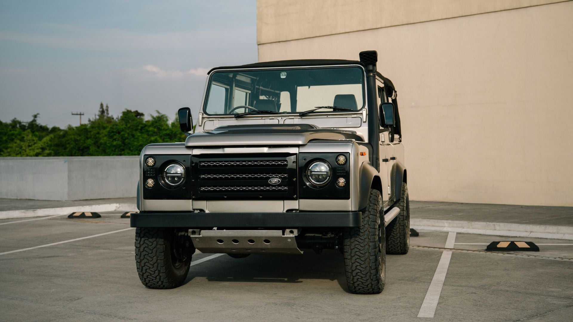 Land Rover Defender 110 Soft Top 1992