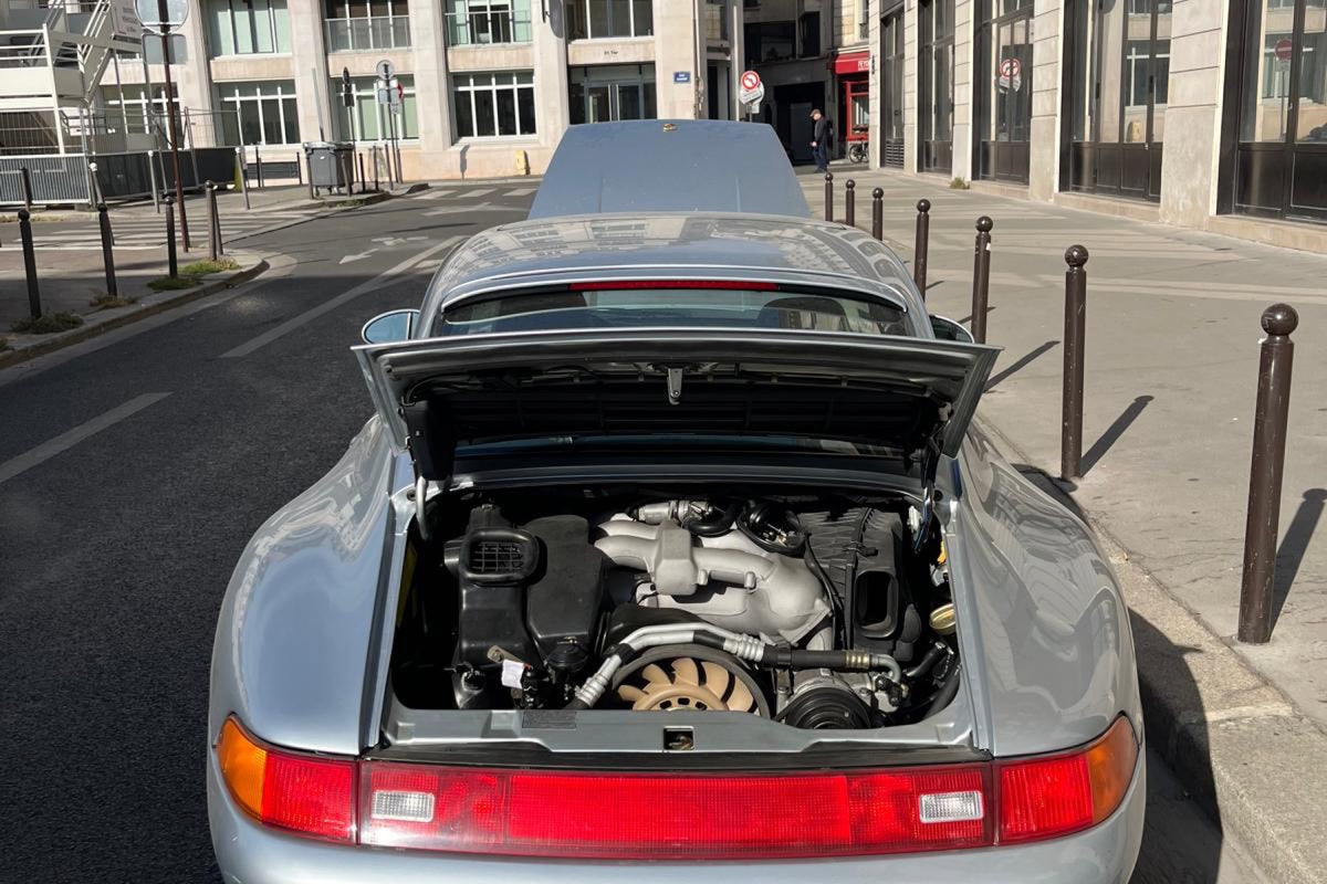 Porsche 993 Carrera 2 Tiptronic 1996 — Polar Silver