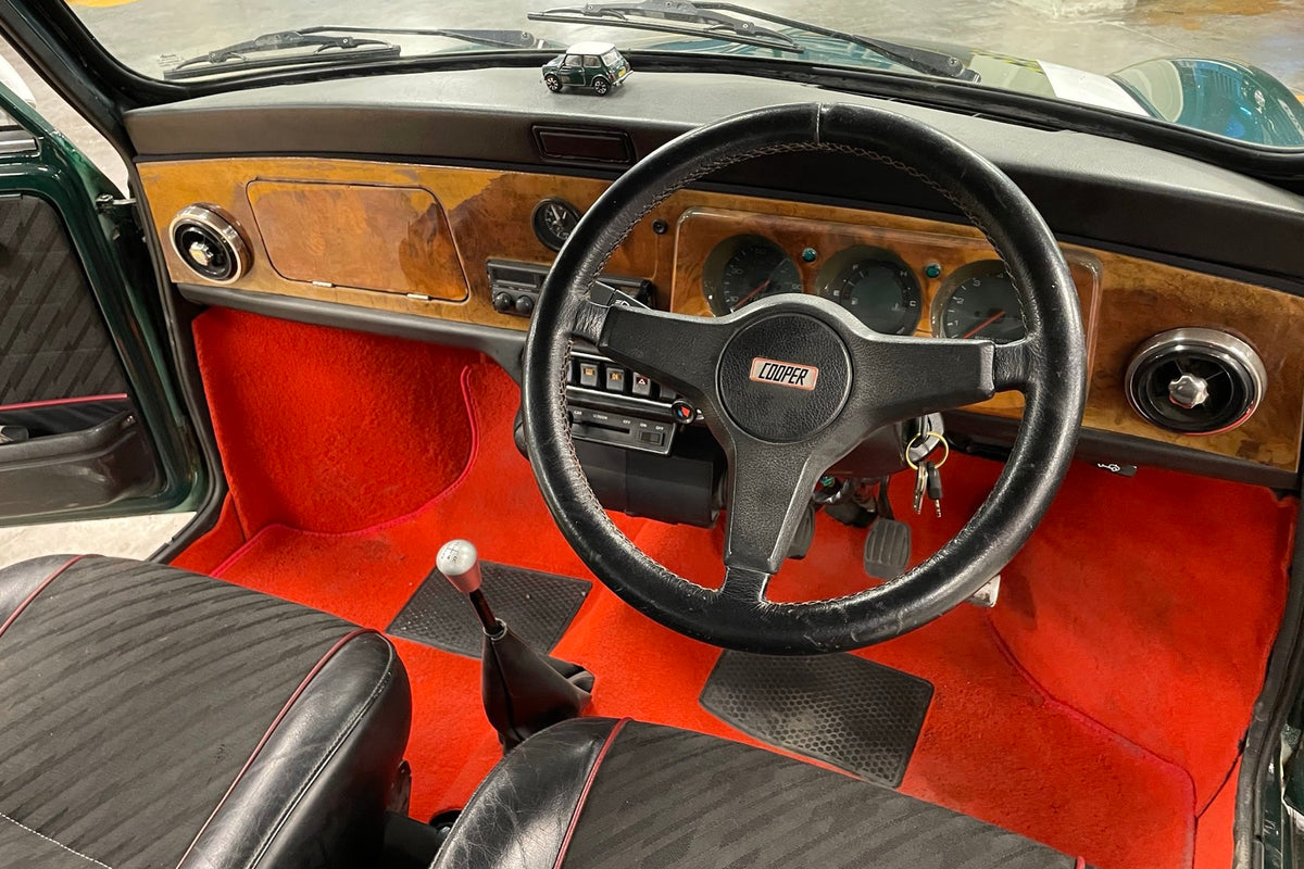 Rover Mini Cooper 1993 — British Racing Green