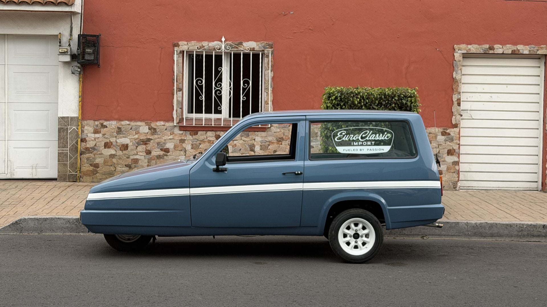 Reliant Rialto 1983