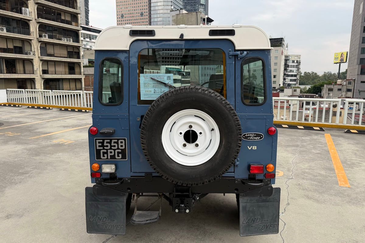 Land Rover Defender 90 V8 1988 — Azul