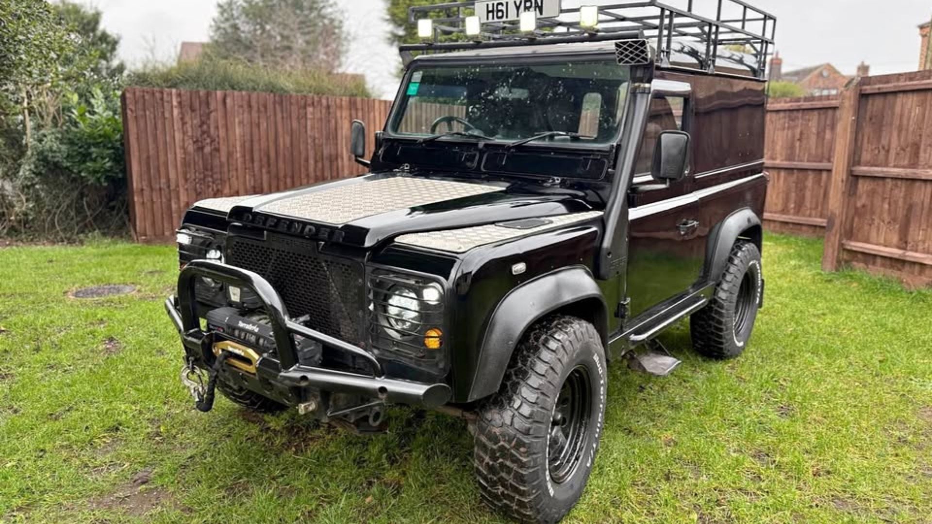 Land Rover Defender 90 1991