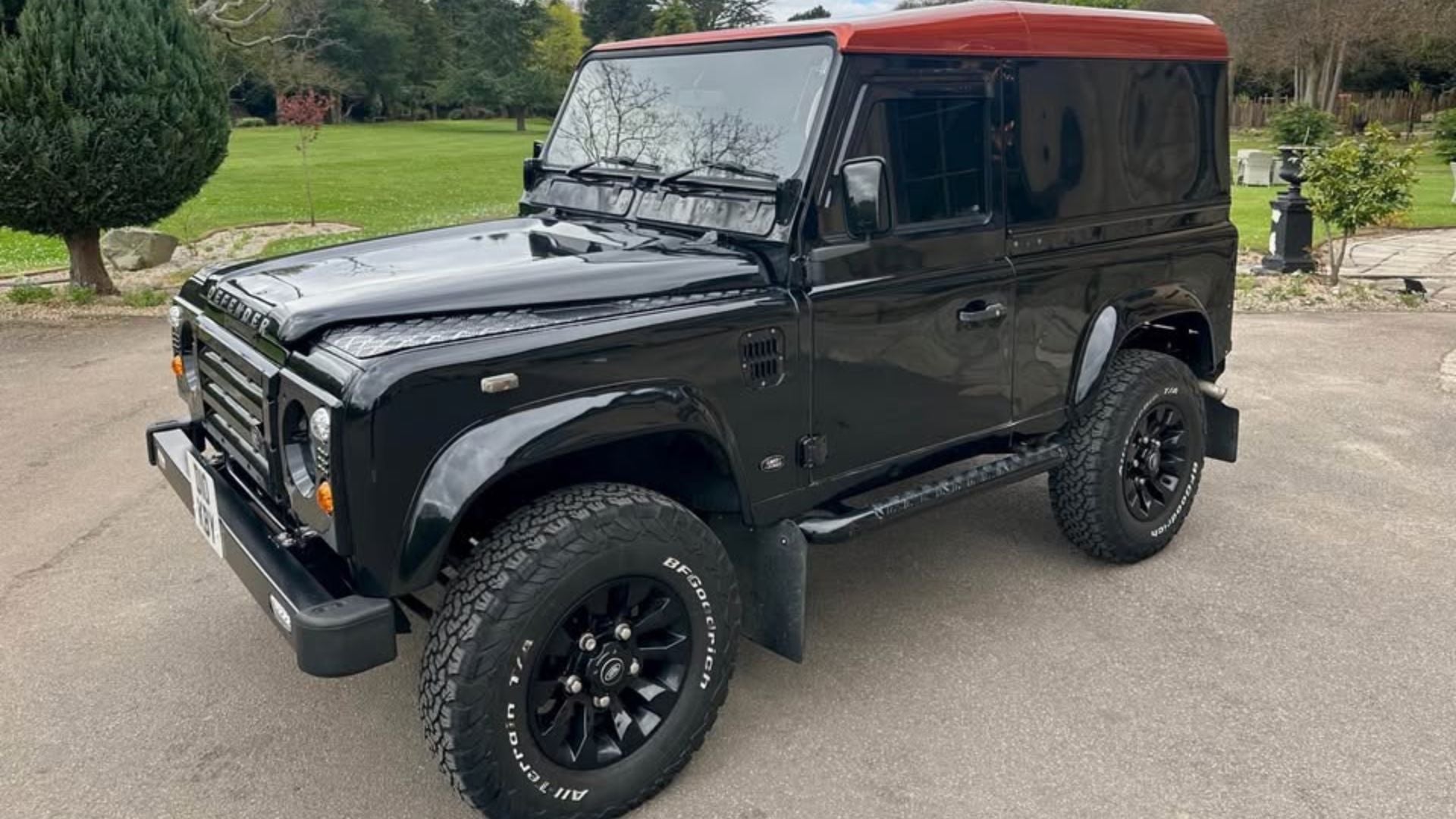 Euroclassic Import Land Rover Defender 90 1989