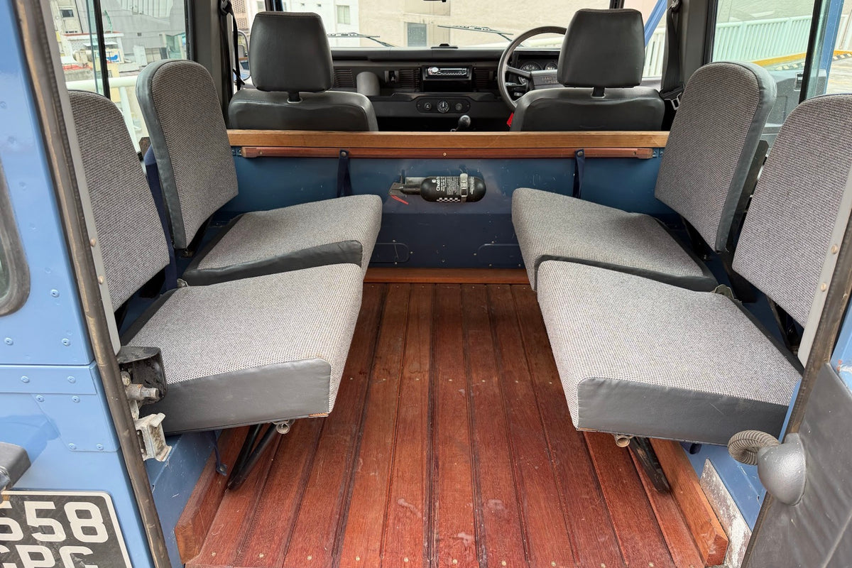 Land Rover Defender 90 V8 1988 — Azul