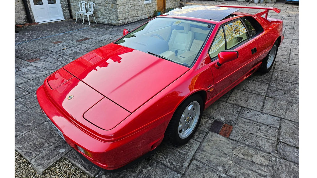 Lotus Esprit SE High Wing Turbo 1993