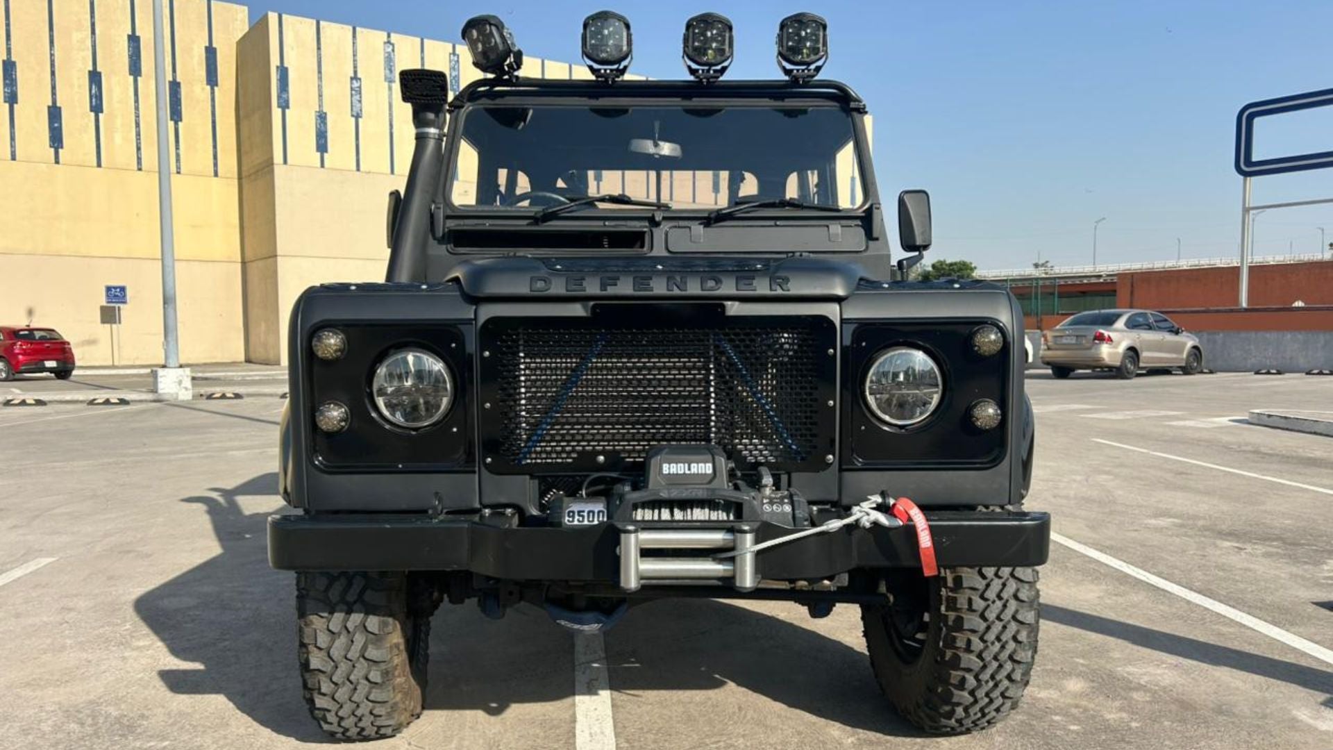 Euroclassic Import Land Rover Defender 90 Pickup 1990