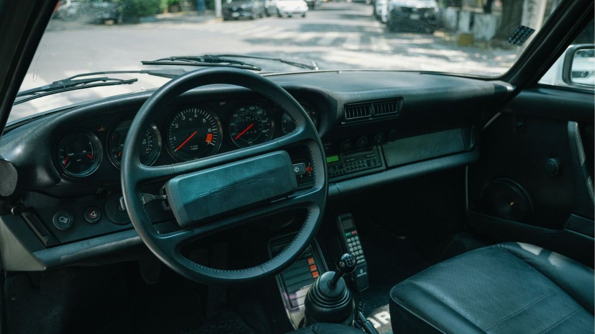 Porsche 911 Slant Nose 1982 (Turbo look 930)