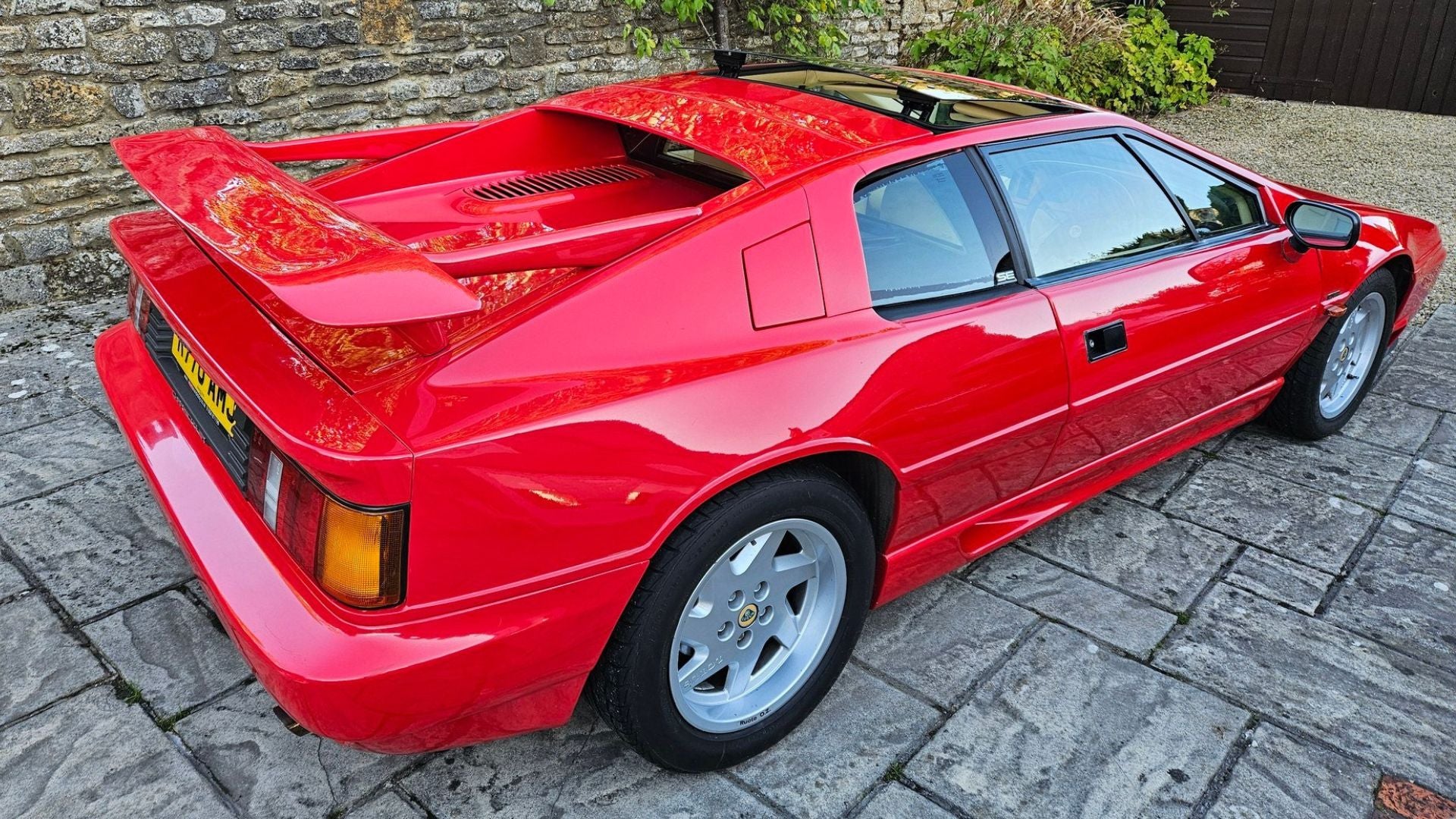 Lotus Esprit SE High Wing Turbo 1993