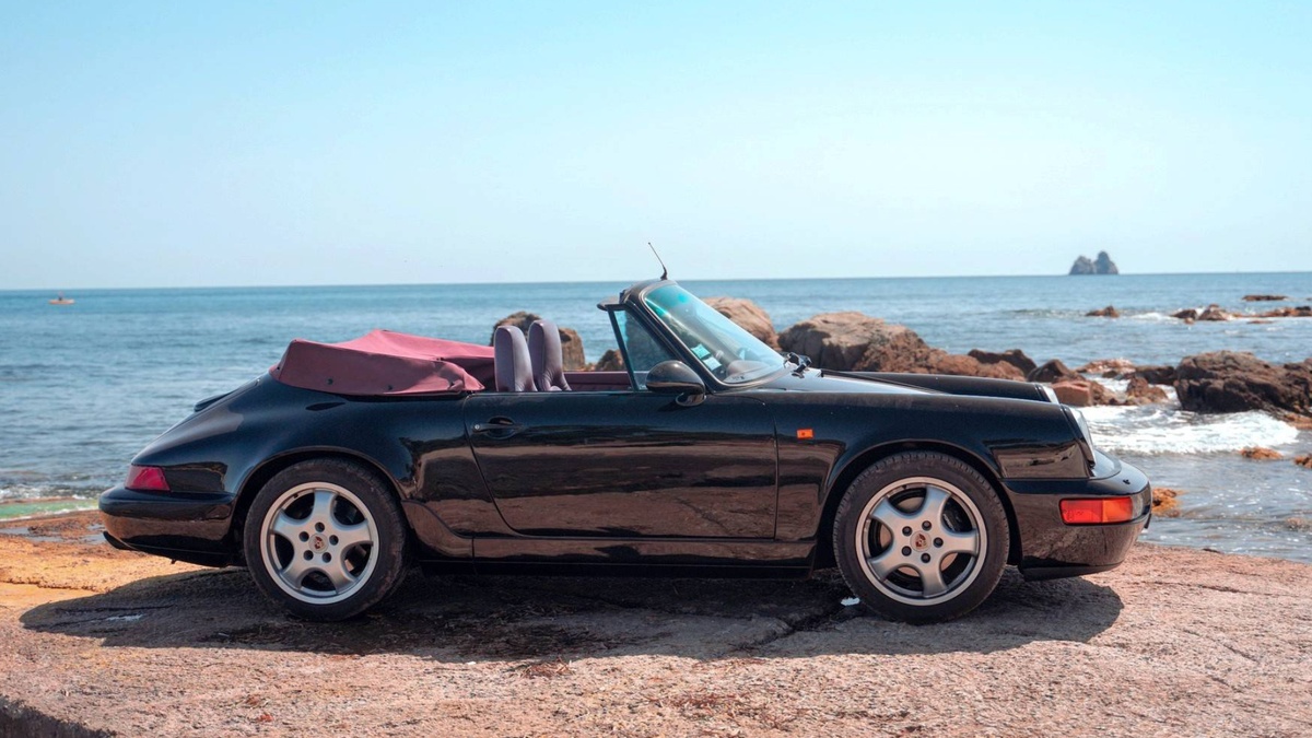 Porsche 964 Carrera 2 Cabriolet 1990
