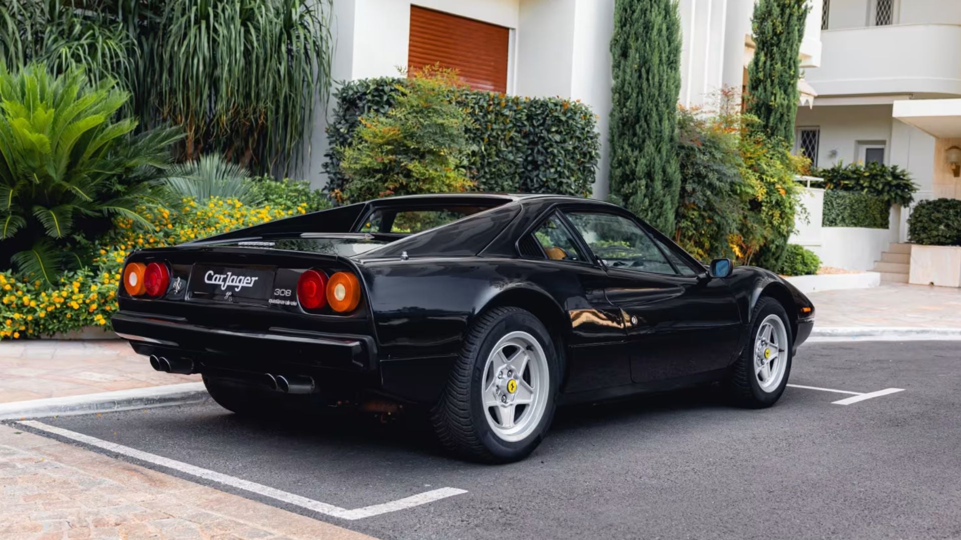 FERRARI 308 GTB QUATTROVALVOLE 1984
