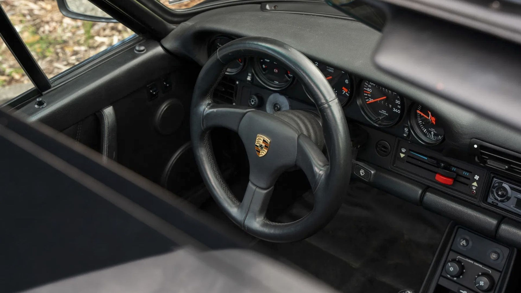 Porsche 930 Turbo 3.3 1987 — foto 12