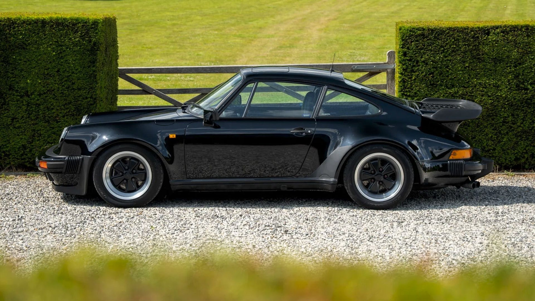Porsche 930 Turbo 3.3 1987