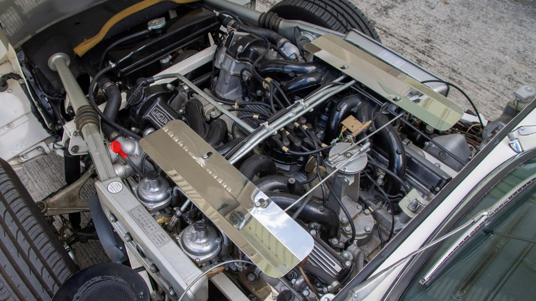 Jaguar E-Type V12 1971 — foto 11