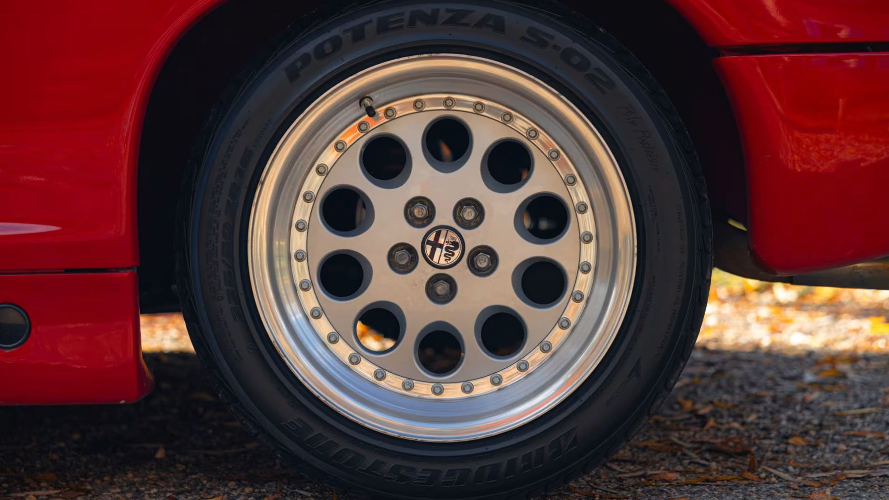 Alfa Romeo SZ 1990 — foto 15