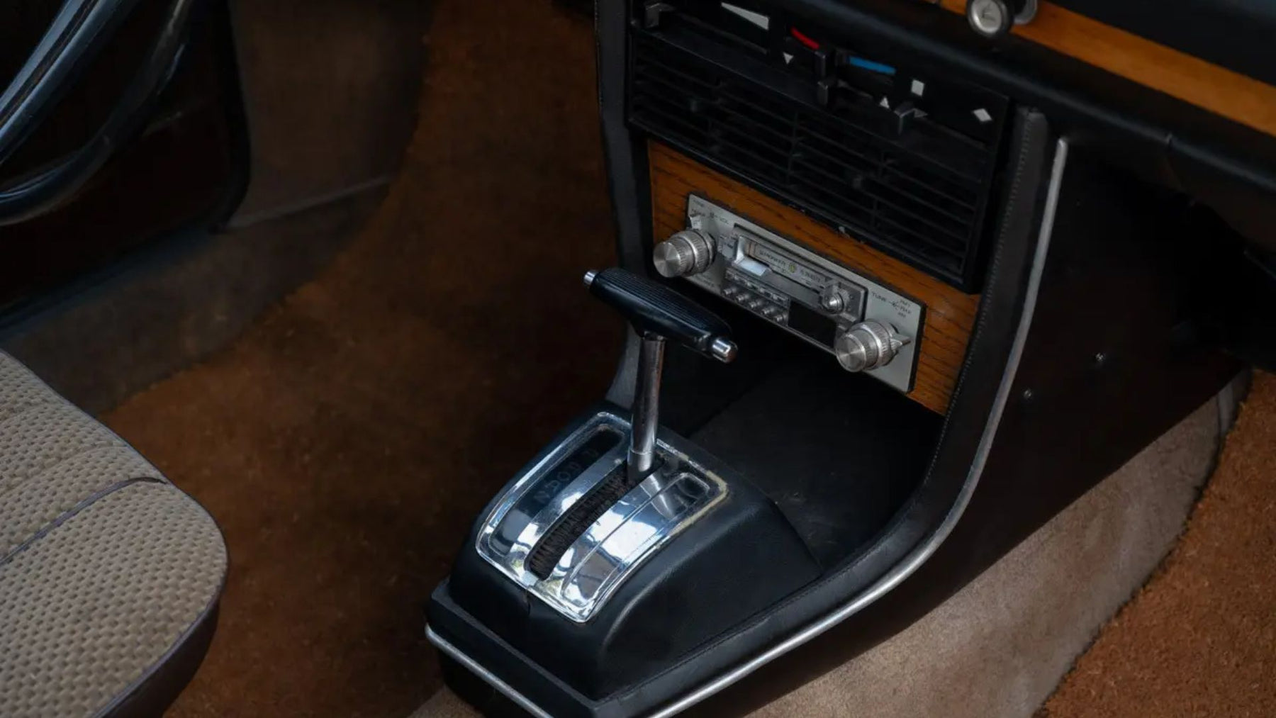 BMW 2000 Automático 1971 — foto 14