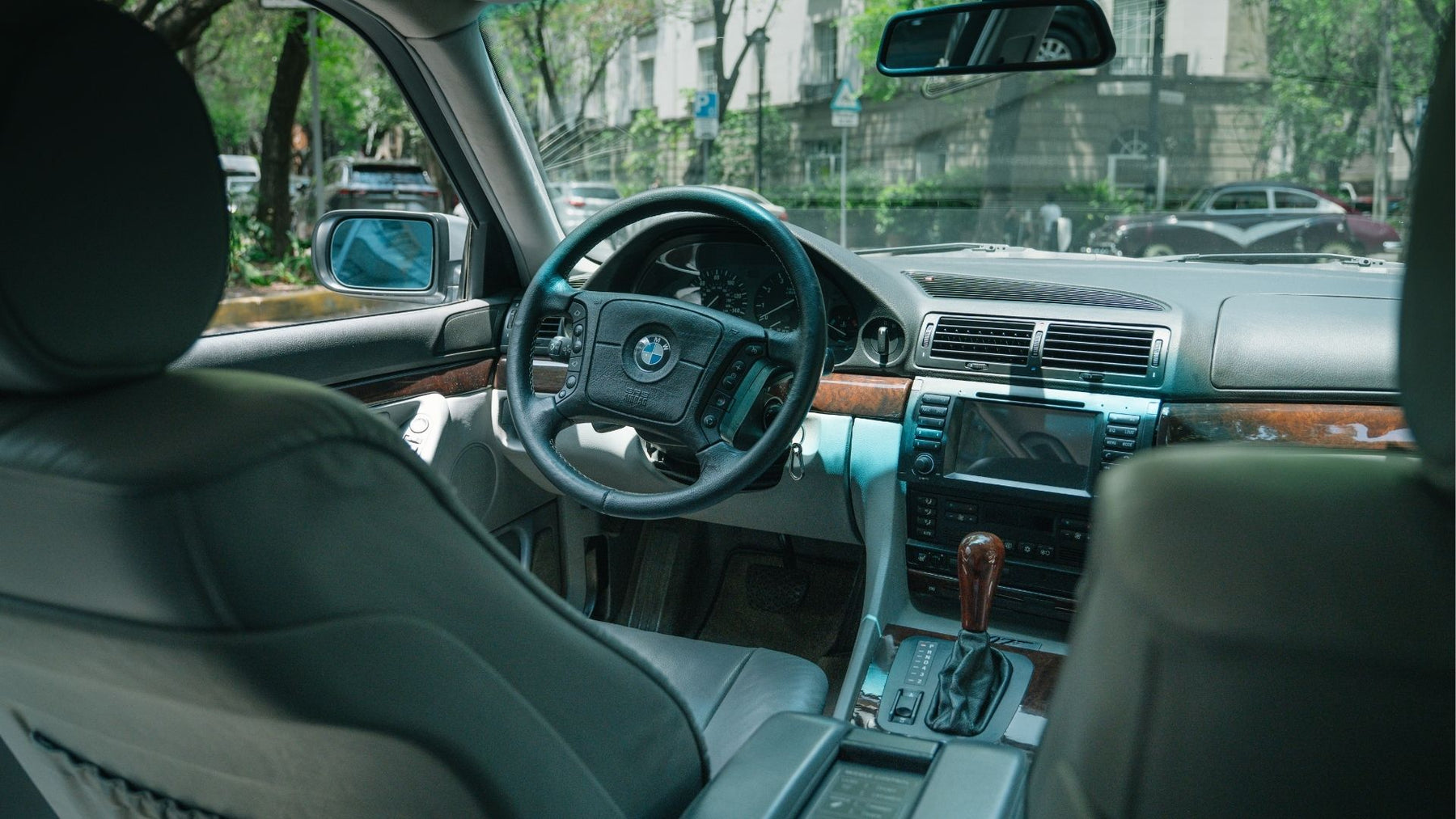 BMW 740i James Bond Edition 1998 — foto 11