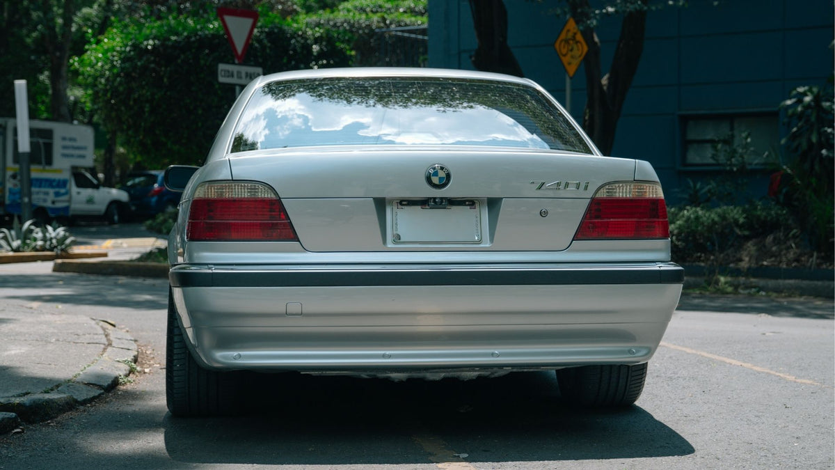 BMW 740i James Bond Edition 1998