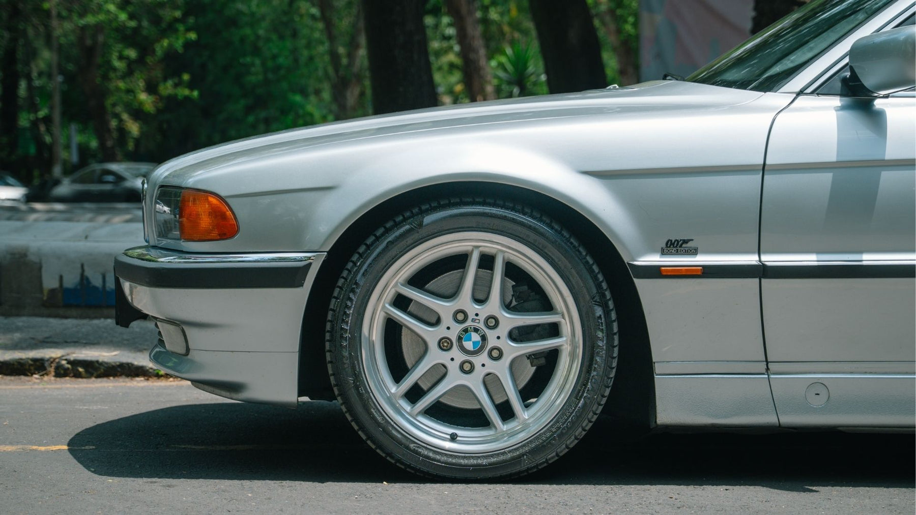 BMW 740i James Bond Edition 1998
