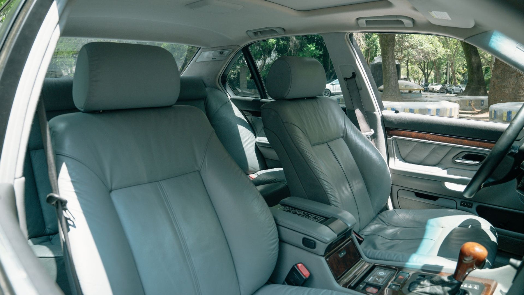 BMW 740i James Bond Edition 1998 — foto 12