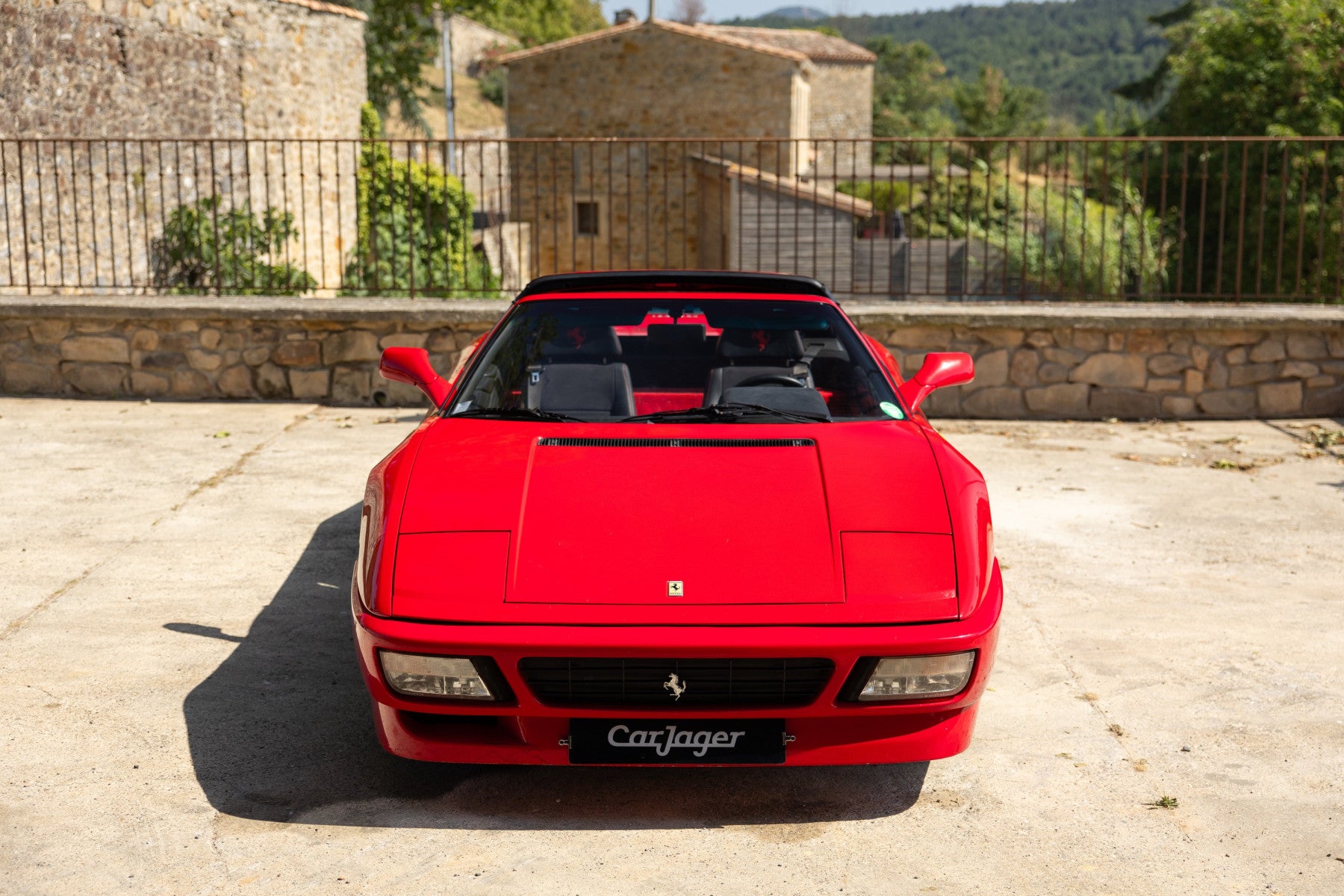 Ferrari 348 TS 1990 en rojo - exterior