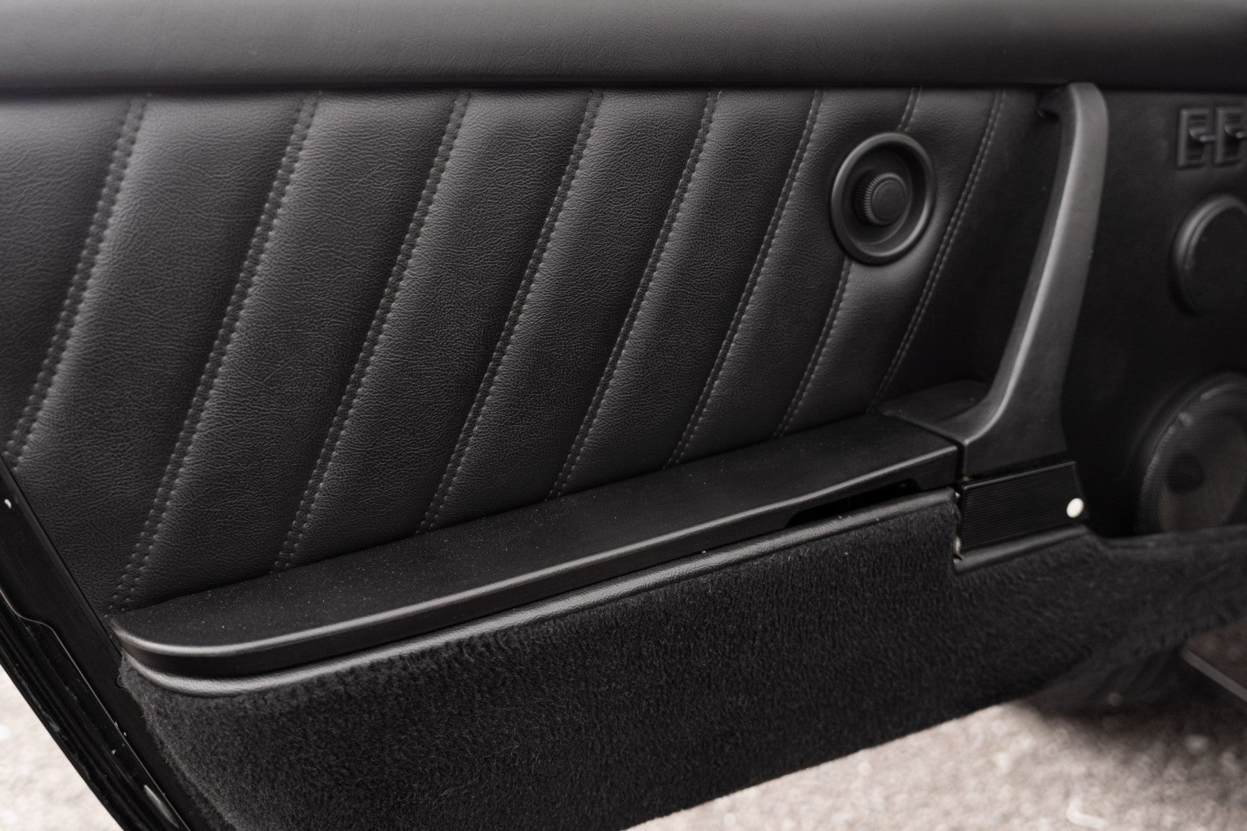 Porsche 964 Carrera 2 Cabriolet 1991
