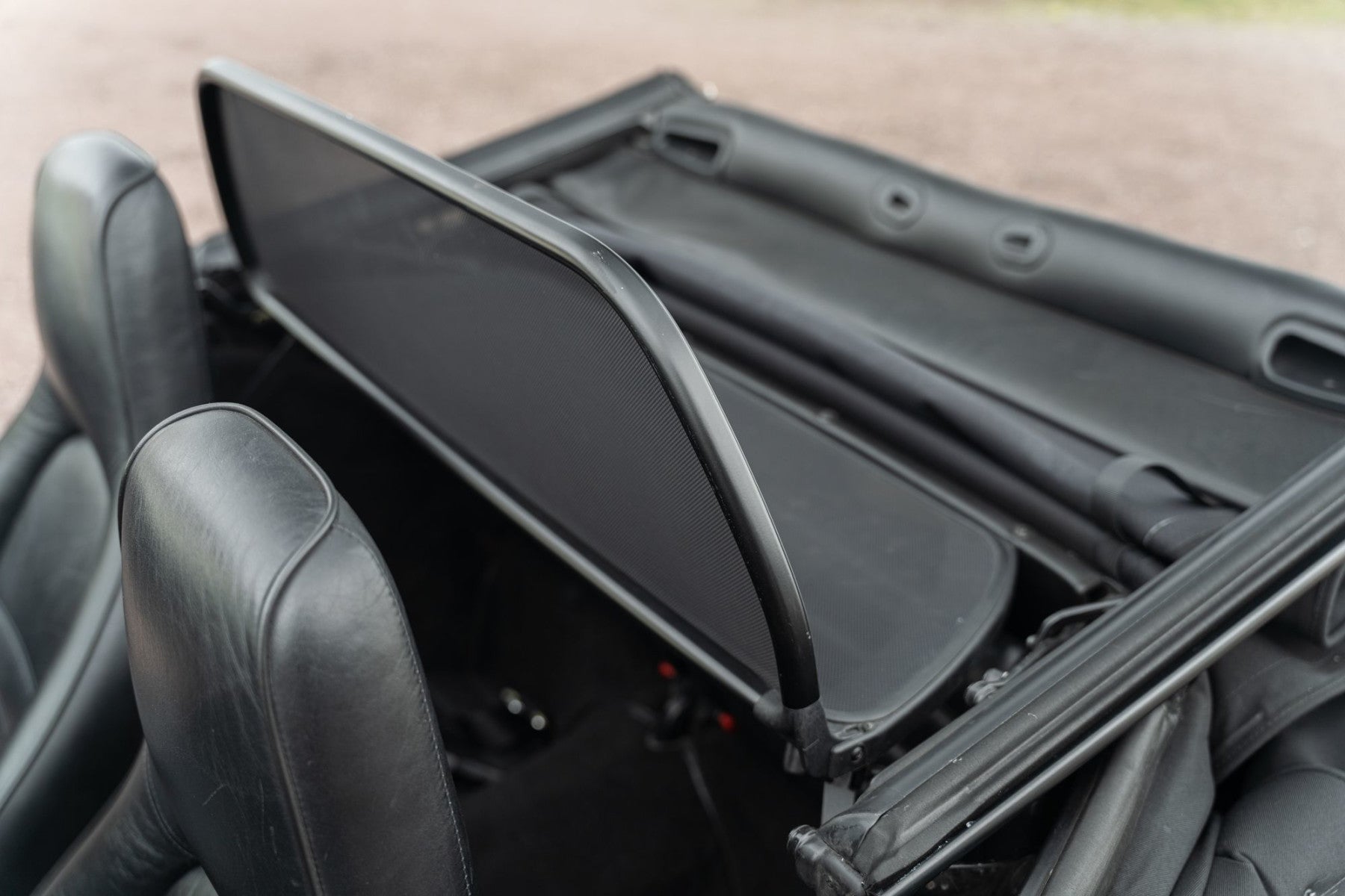 Porsche 964 Carrera 2 Cabriolet 1991 en negro - motor y mecanica