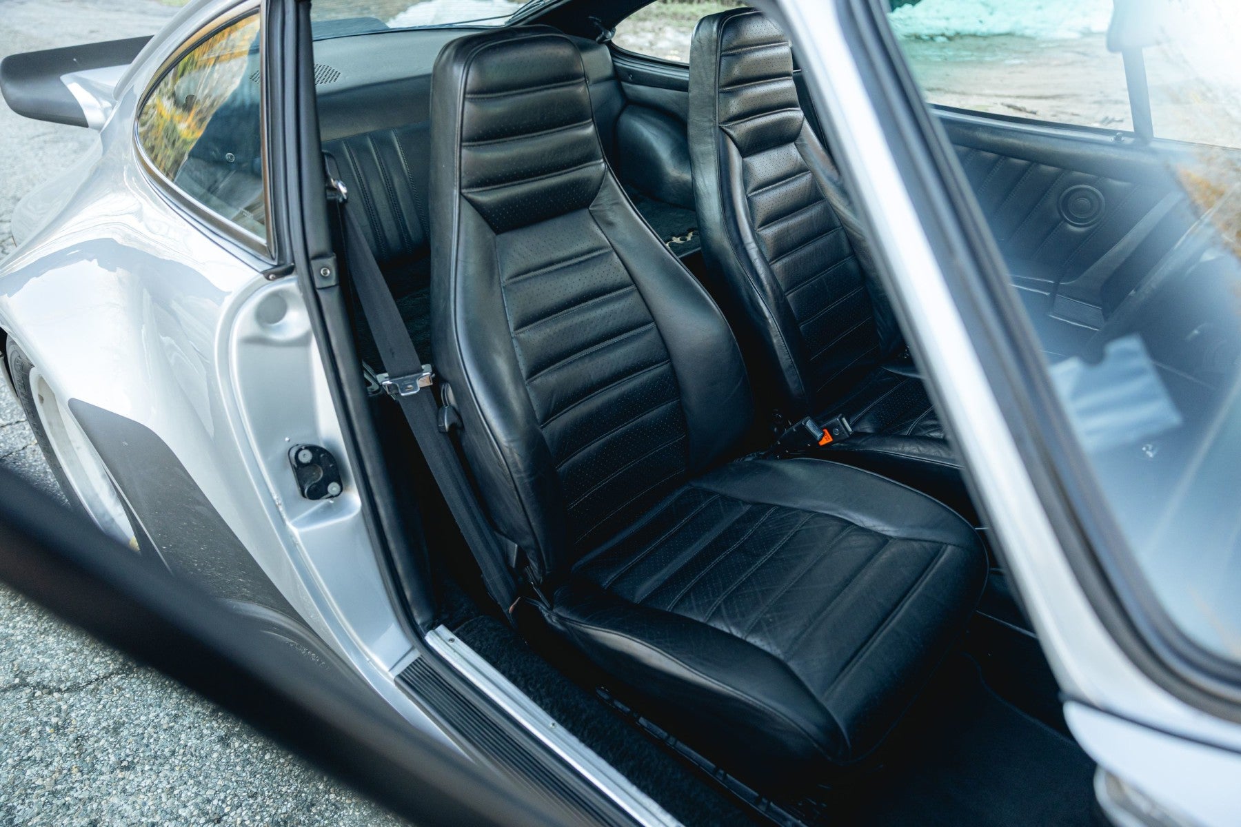 Porsche 930 Turbo 3.0 1977 en gris claro - interior