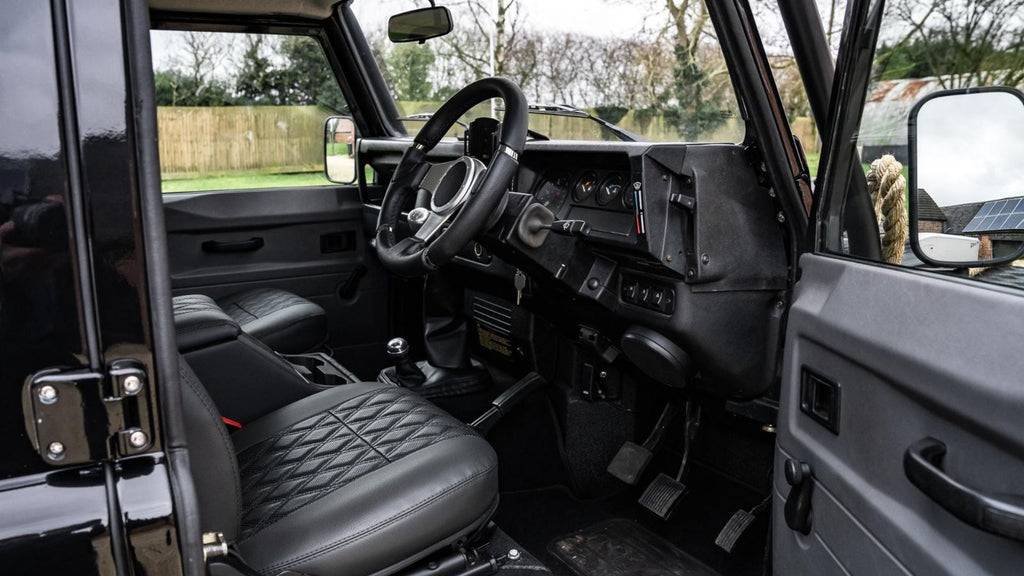 Land Rover Defender 110 - Spectre 007 Edition 1992
