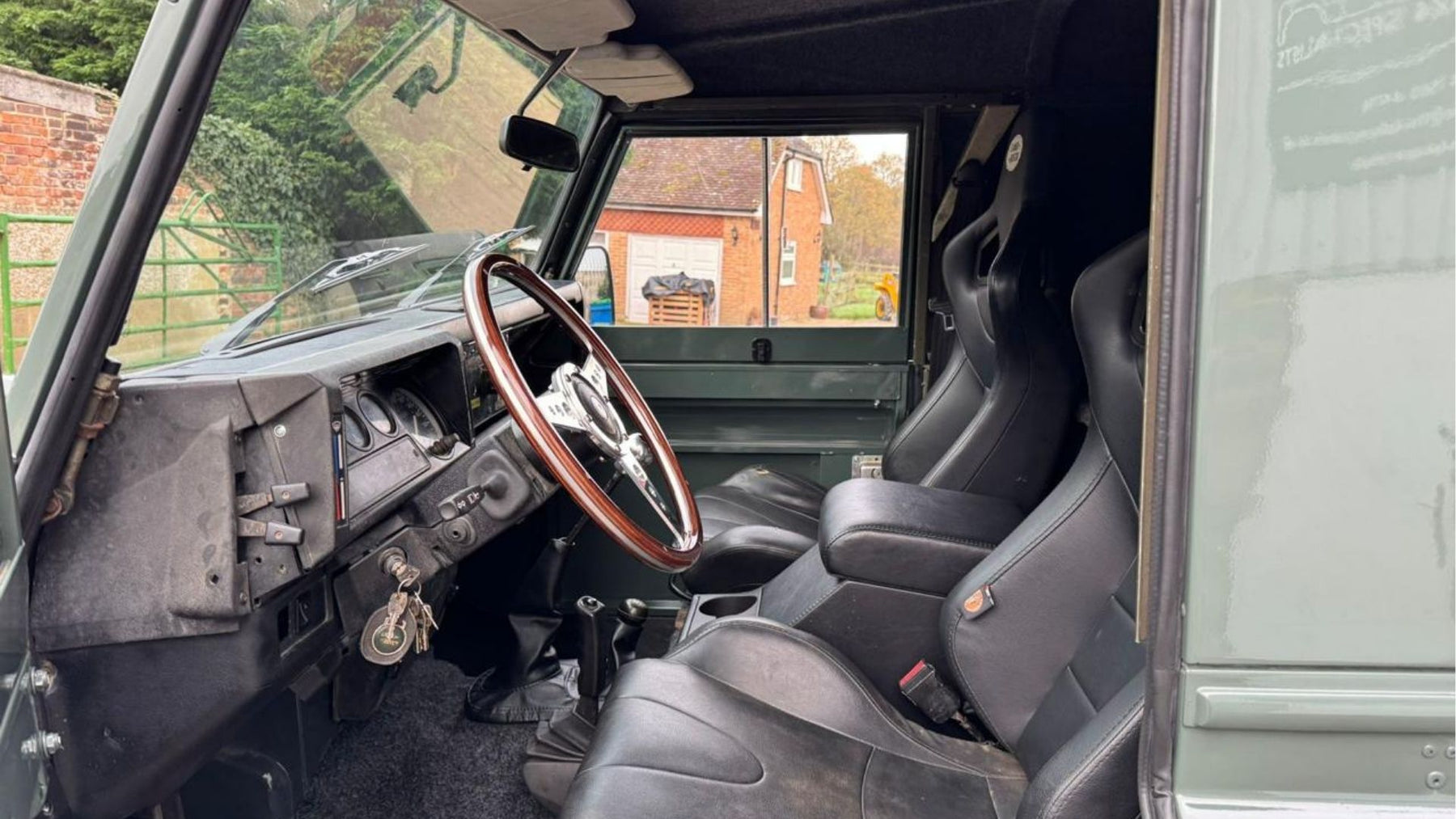 Land Rover Defender 110 LHD 1991 — foto 11
