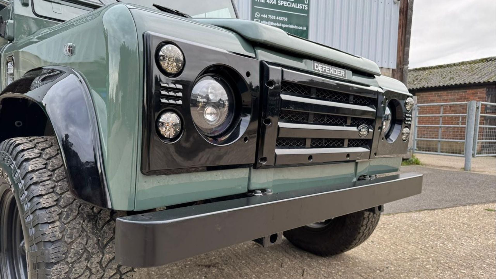 Land Rover Defender 110 LHD 1991