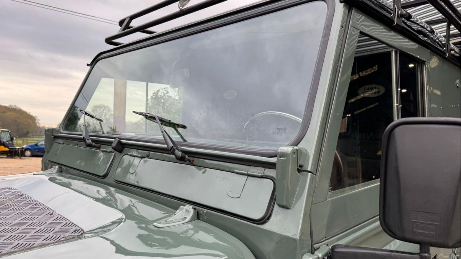 Land Rover Defender 110 LHD 1991 — foto 9