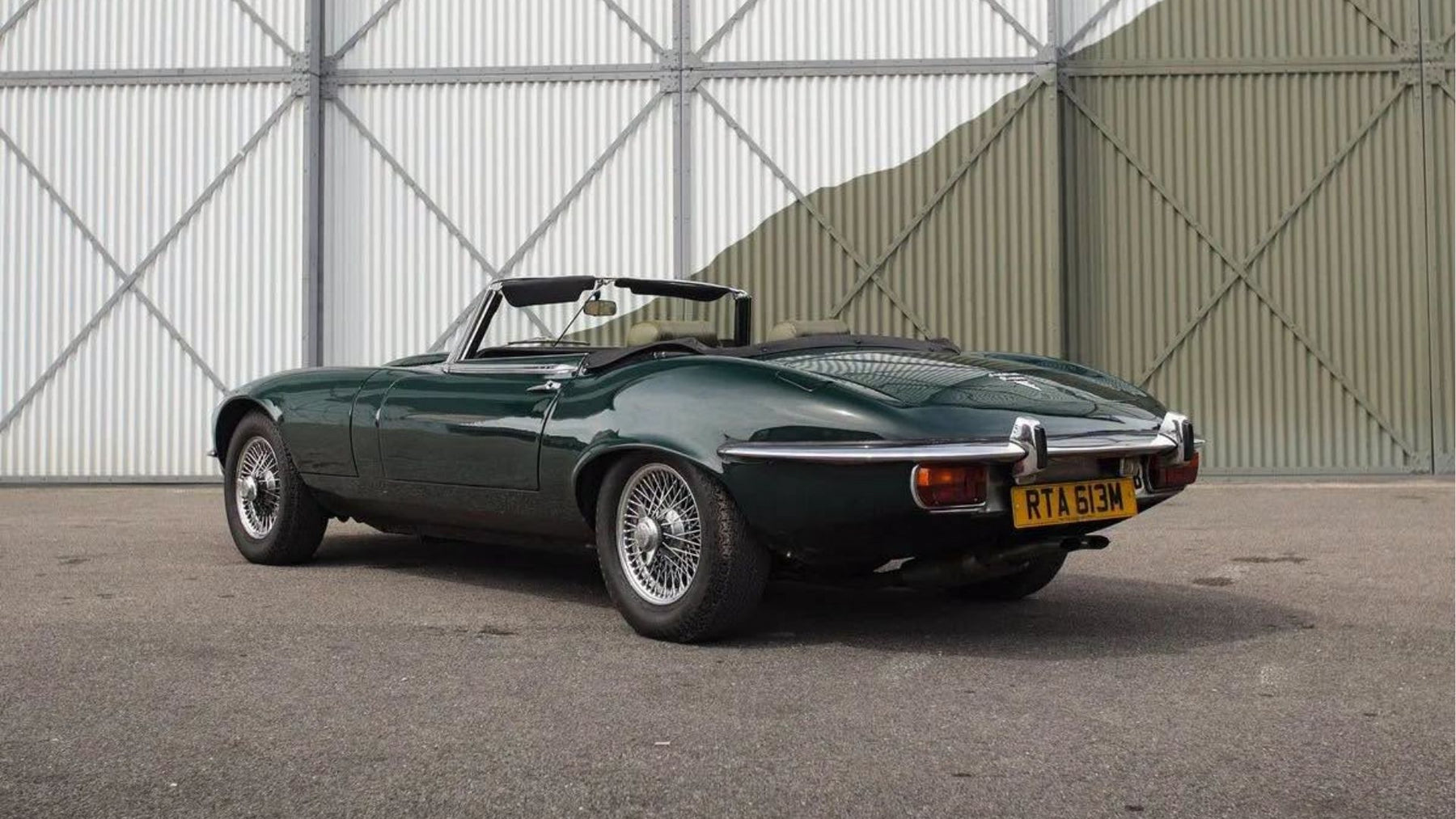 Jaguar E-Type V12 Manual 1974