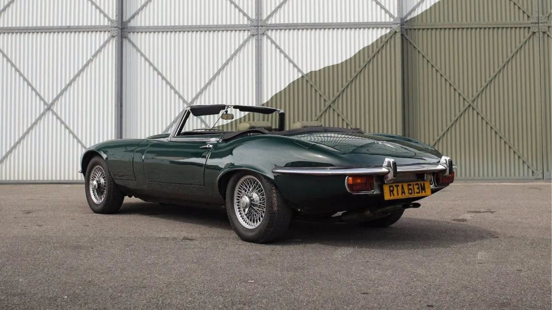 Jaguar E-Type V12 Manual 1974