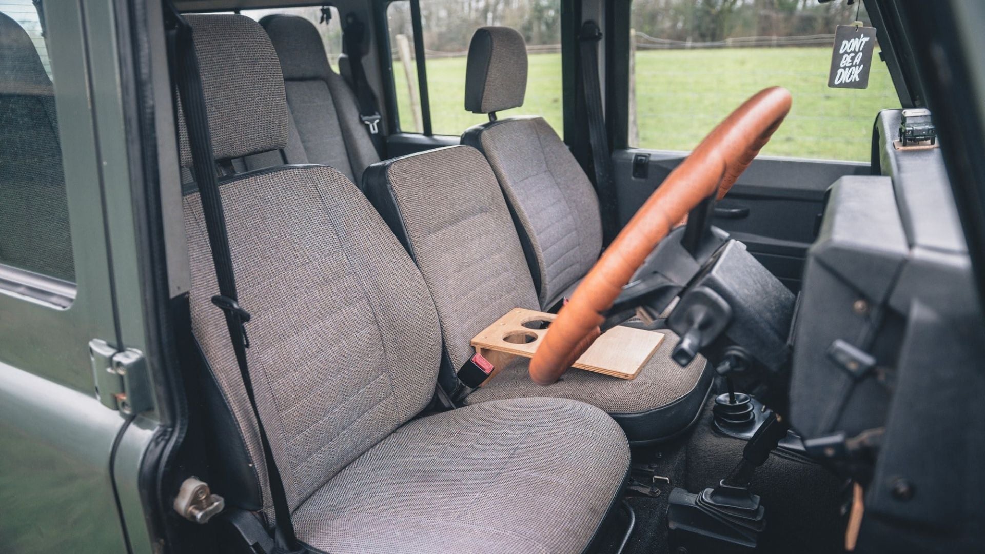 Land Rover Defender 110 County 1990