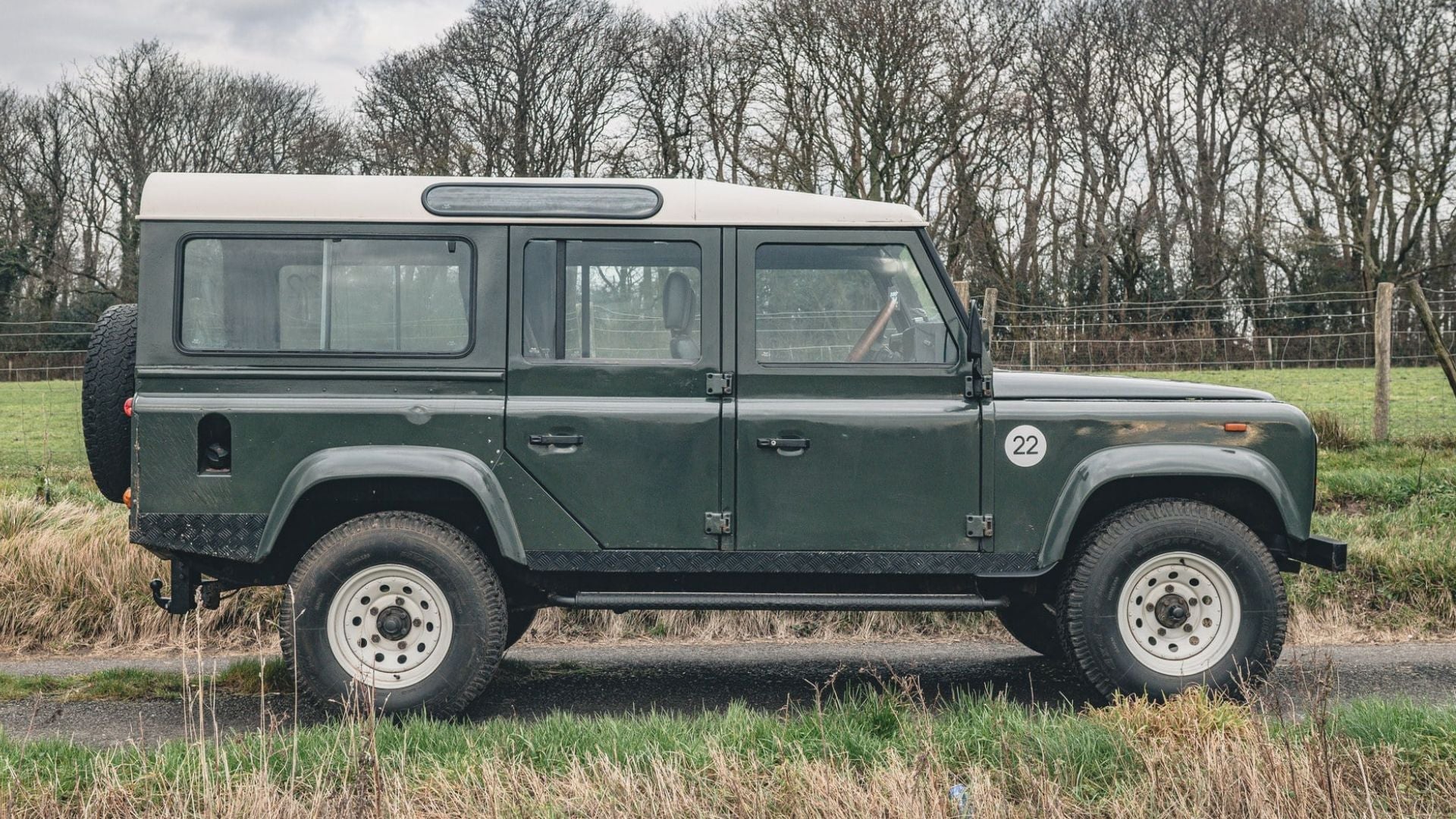 Land Rover Defender 110 County 1990