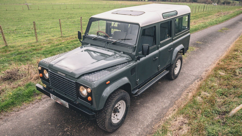 Land Rover Defender 110 County 1990