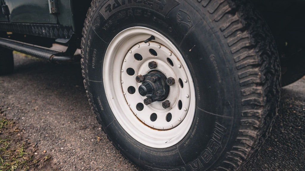 Land Rover Defender 110 County 1990